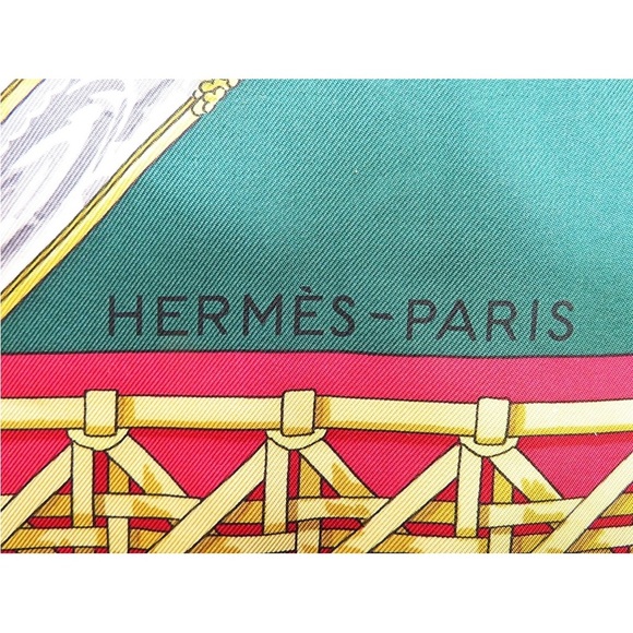 Hermes Green and Gold Carriage Motif Scarf - Picture 10 of 13